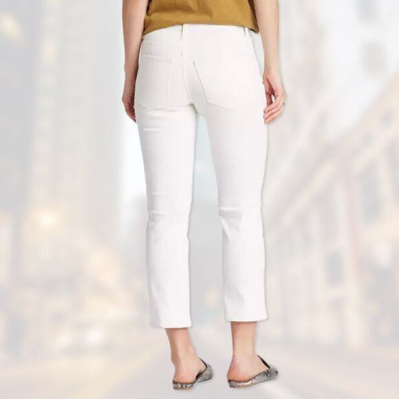 NWT High-Rise Straight-Leg White Cropped Jeans - Women's Sizes 8, 12, 16 - Picture 3 of 6